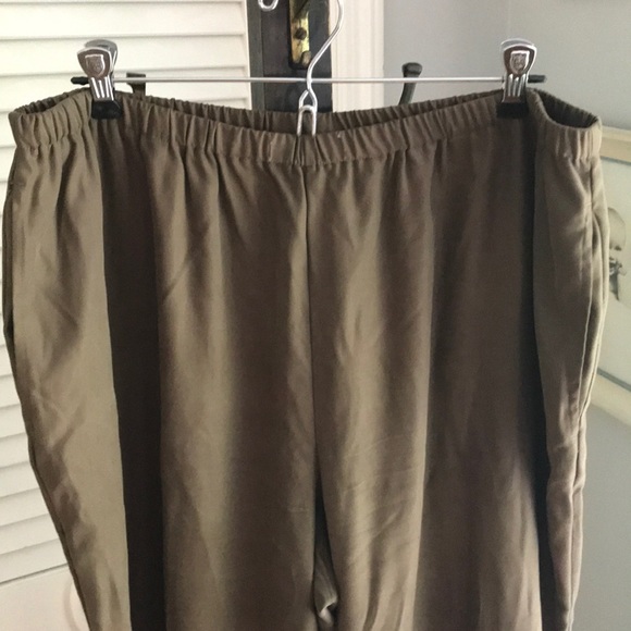 Kate Hill silk slacks. 1x - Picture 2 of 6